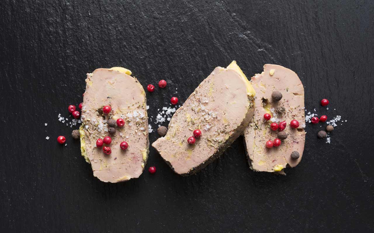 Pays des Olonnes 2019-11-28-atelier-foiegras-joa-Foie-gras-adobestock