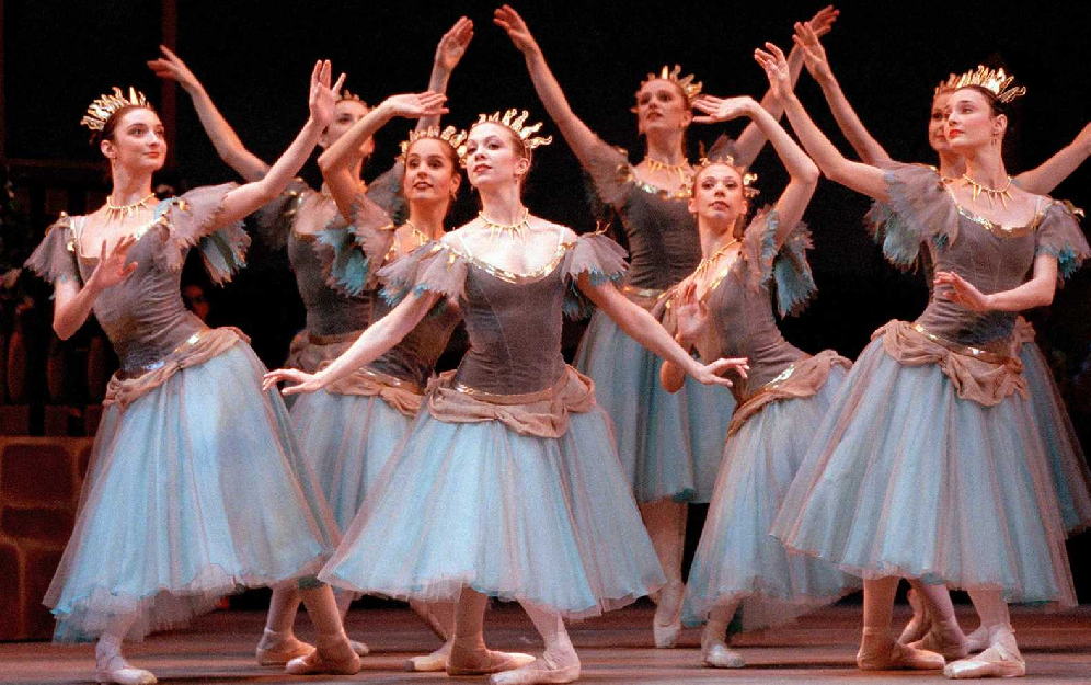 Royal Opera House 2019-12-10-ROH-Coppelia