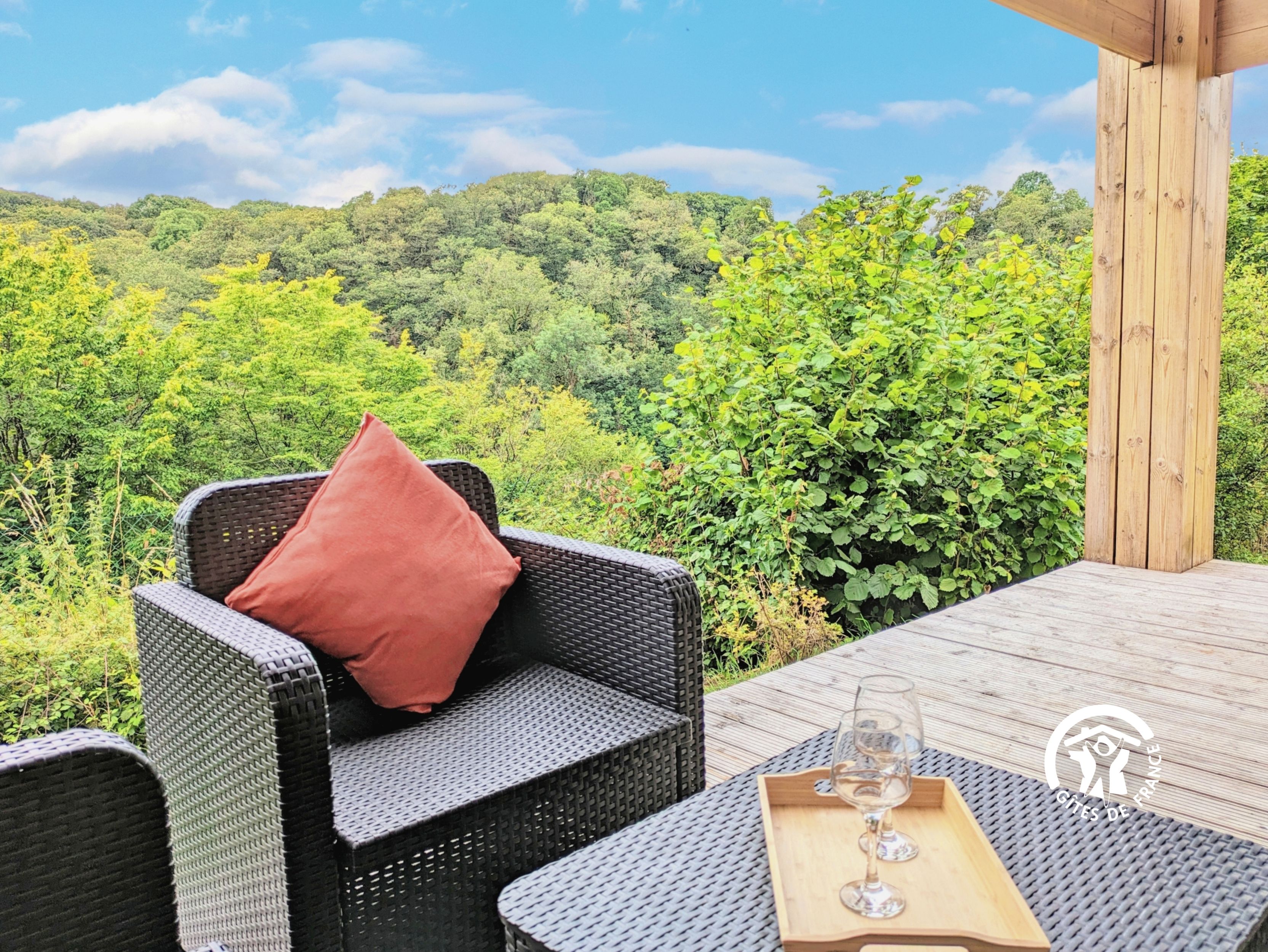 CHALET 24 LA FORÊT, CAMPING DE COUPEAU, 4 PERS, MEZZANINE