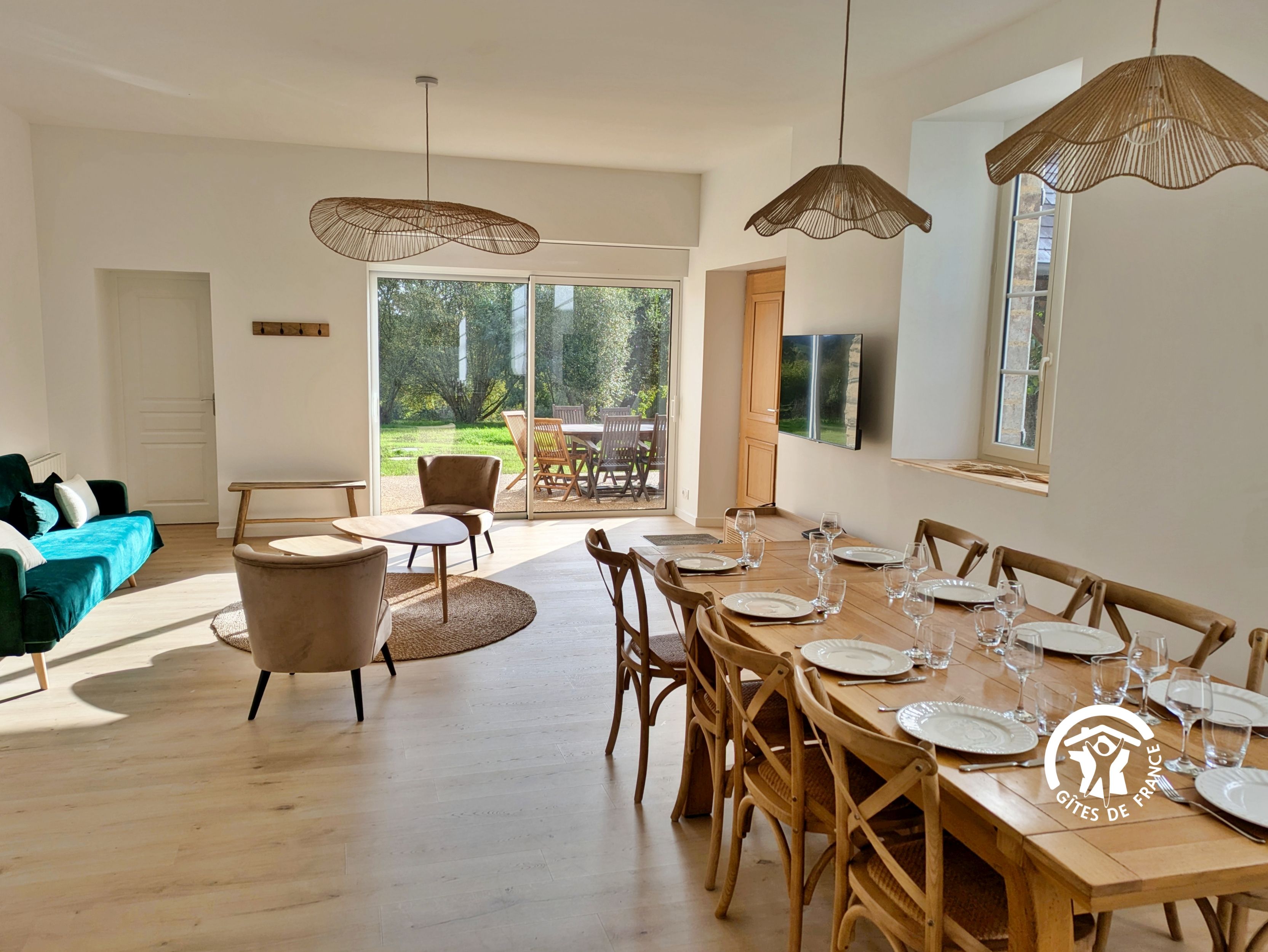 CHEZ VALENTIN, JUSQU&rsquo;À 9 PERSONNES