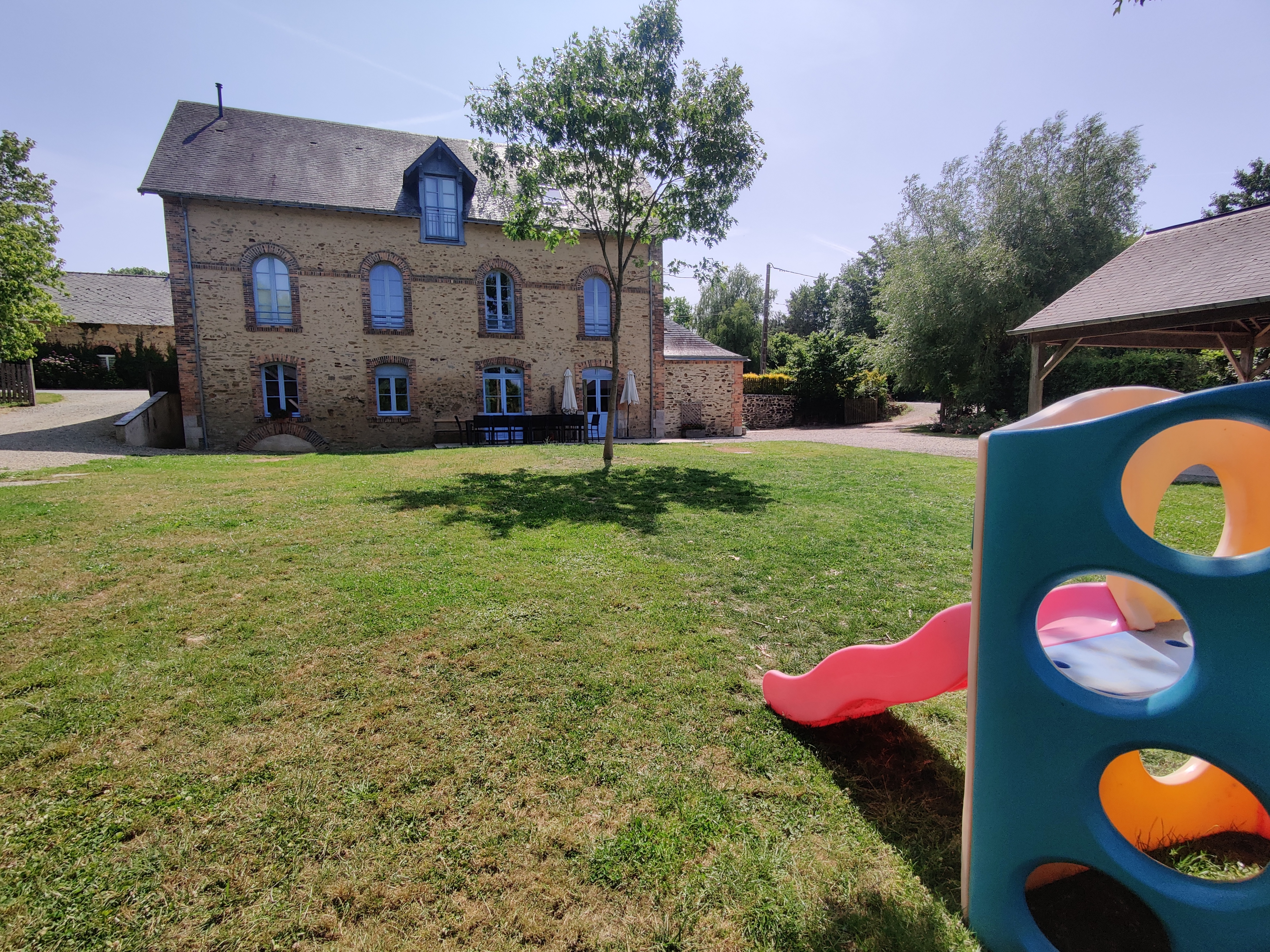 M et Mme Pascal et Anne LECLERC