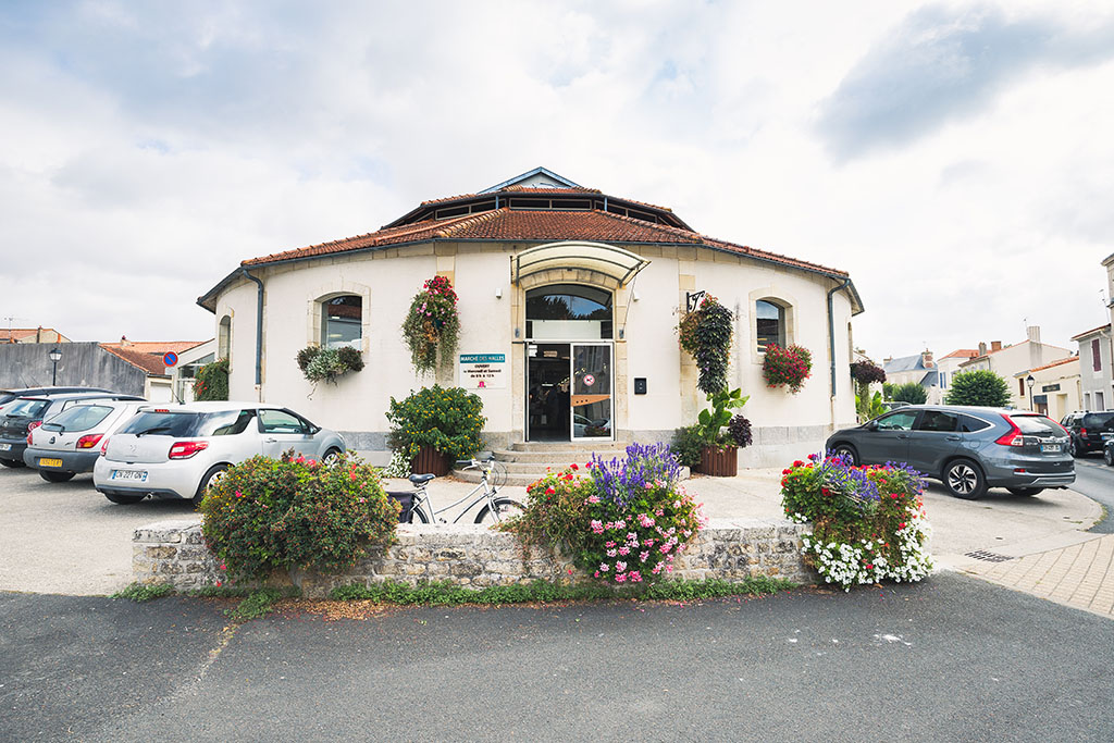 L'ours en plus LUCON-marche-les-halles-85