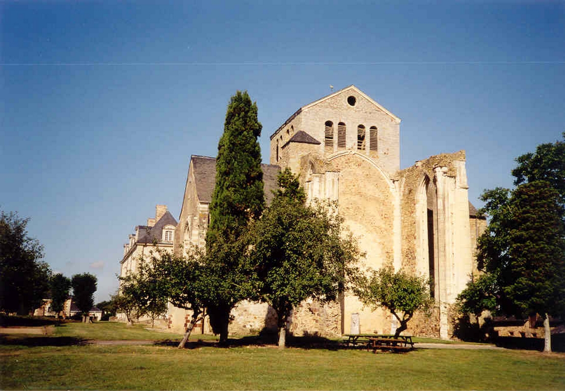 ABBAYE DE LA ROE (La Roë) | Tourism portal of the department - La Mayenne