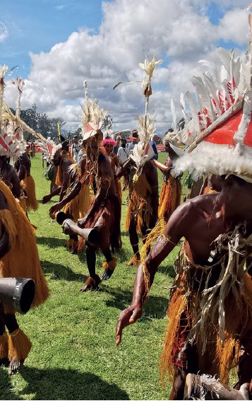 PROJECTION – PAPOUASIE NOUVELLE GUINÉE – LOÏC ROUSSEAU