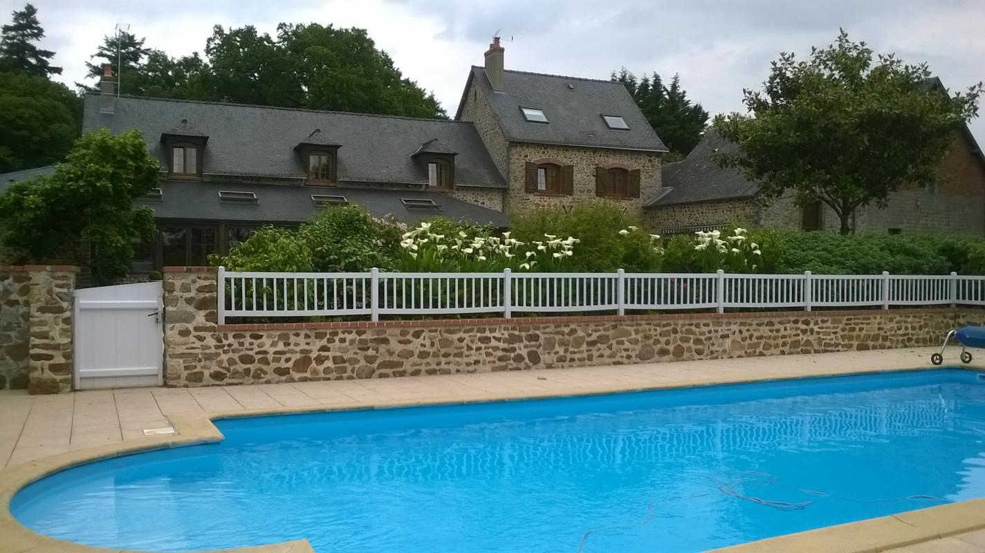 GITE DE GROUPE « LE CHÊNE VERT »