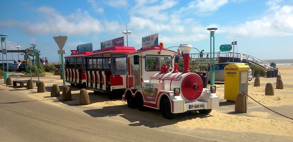 Vendée des Iles le petit train de Saint Jean de Monts
